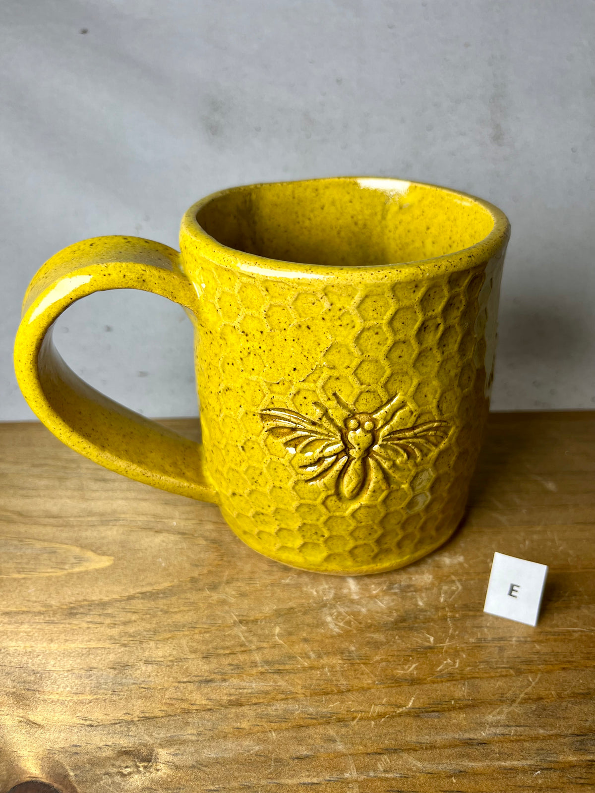 16 ounce bee honeycomb mug