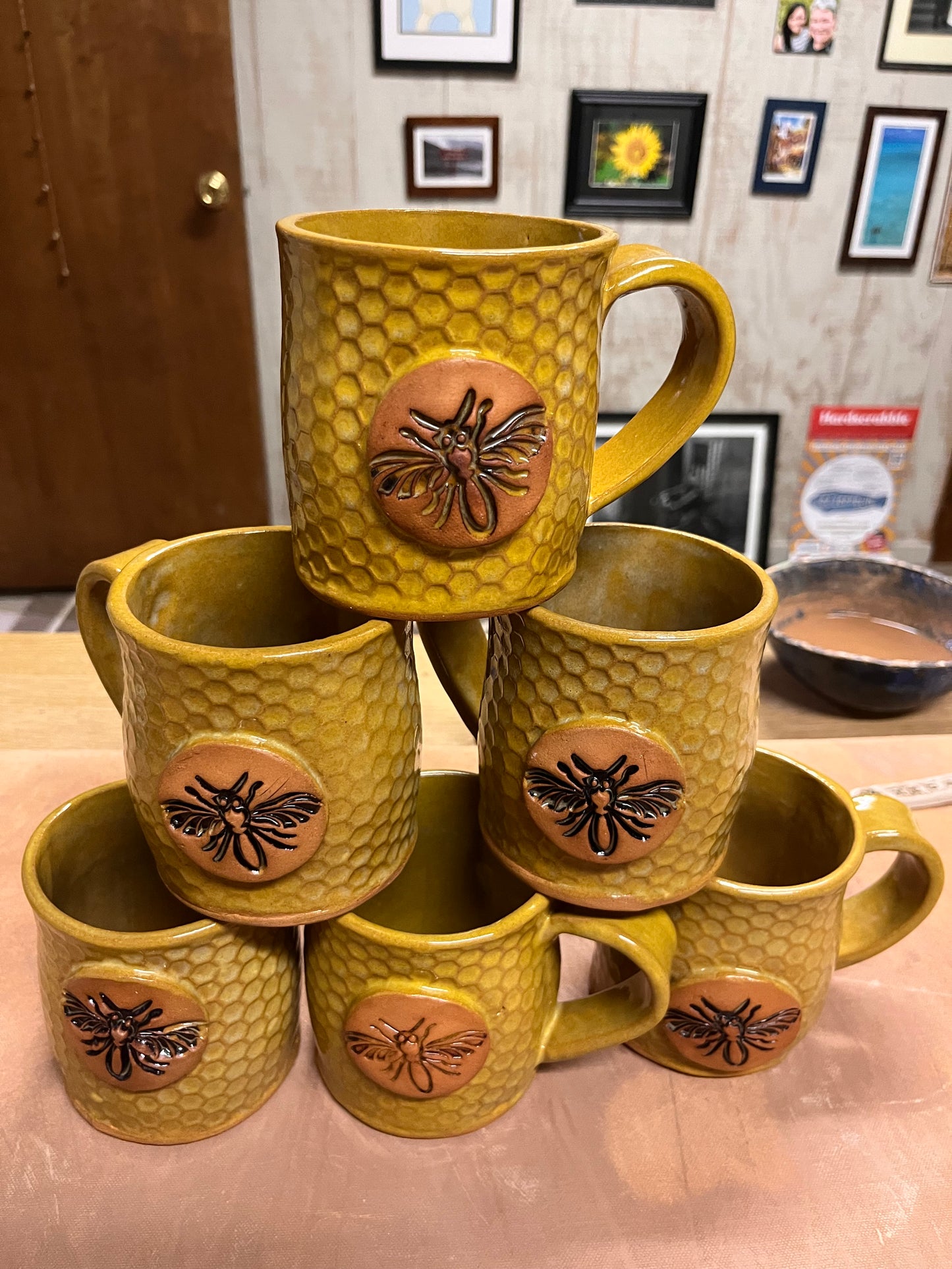 Set of 6 queen bee mugs for Vicki 