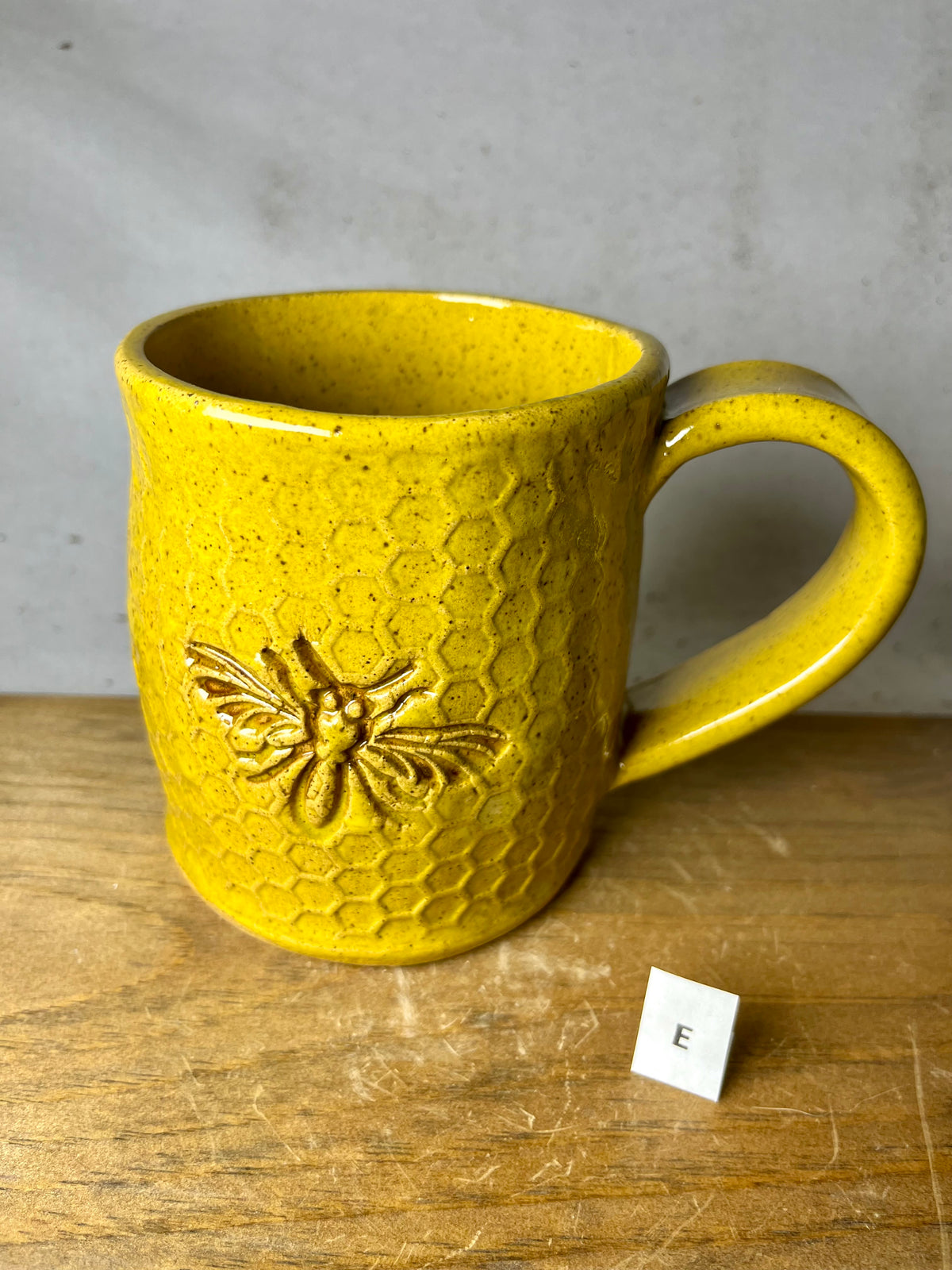 16 ounce bee honeycomb mug