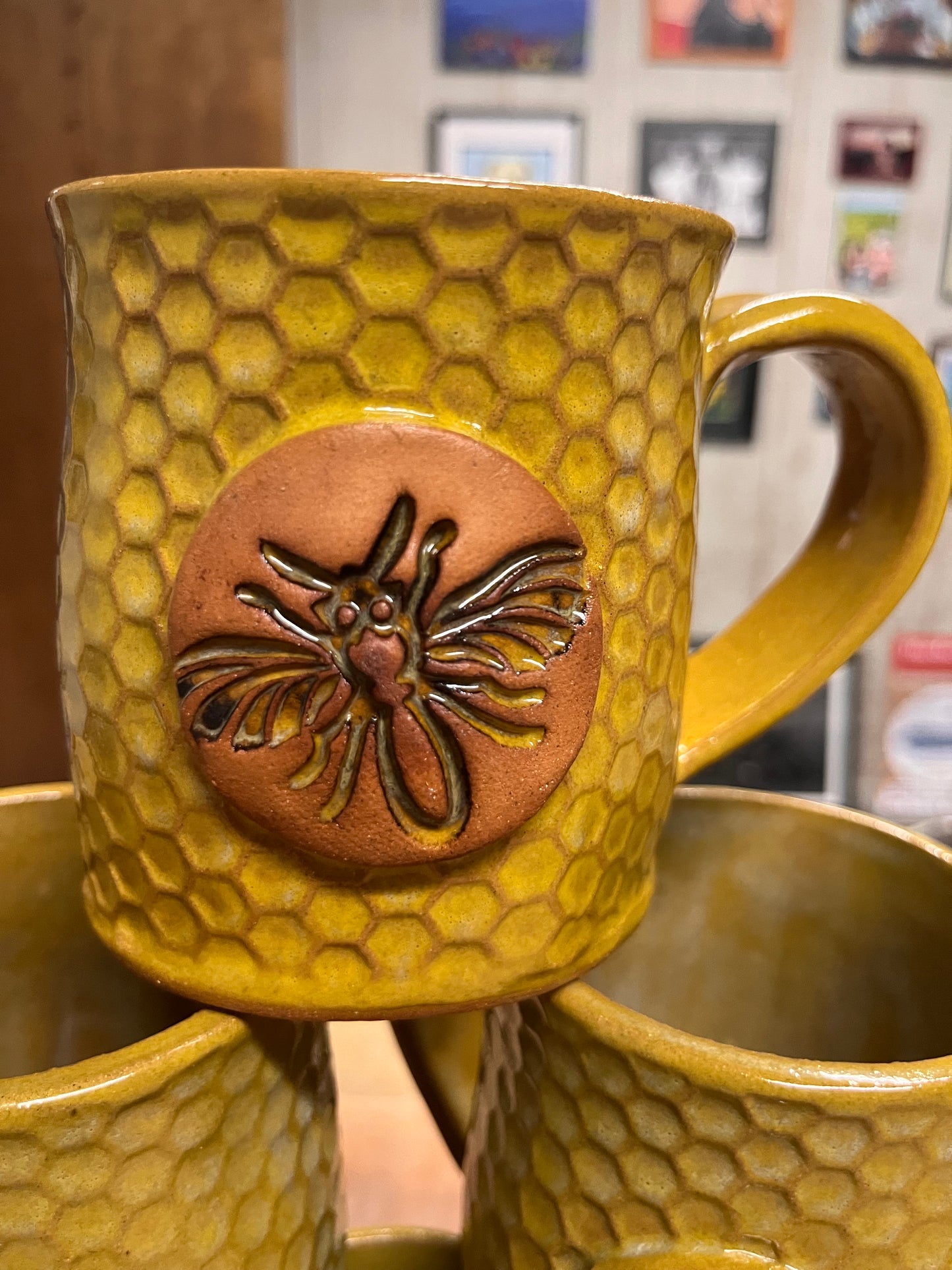 Set of 6 queen bee mugs for Vicki ￼