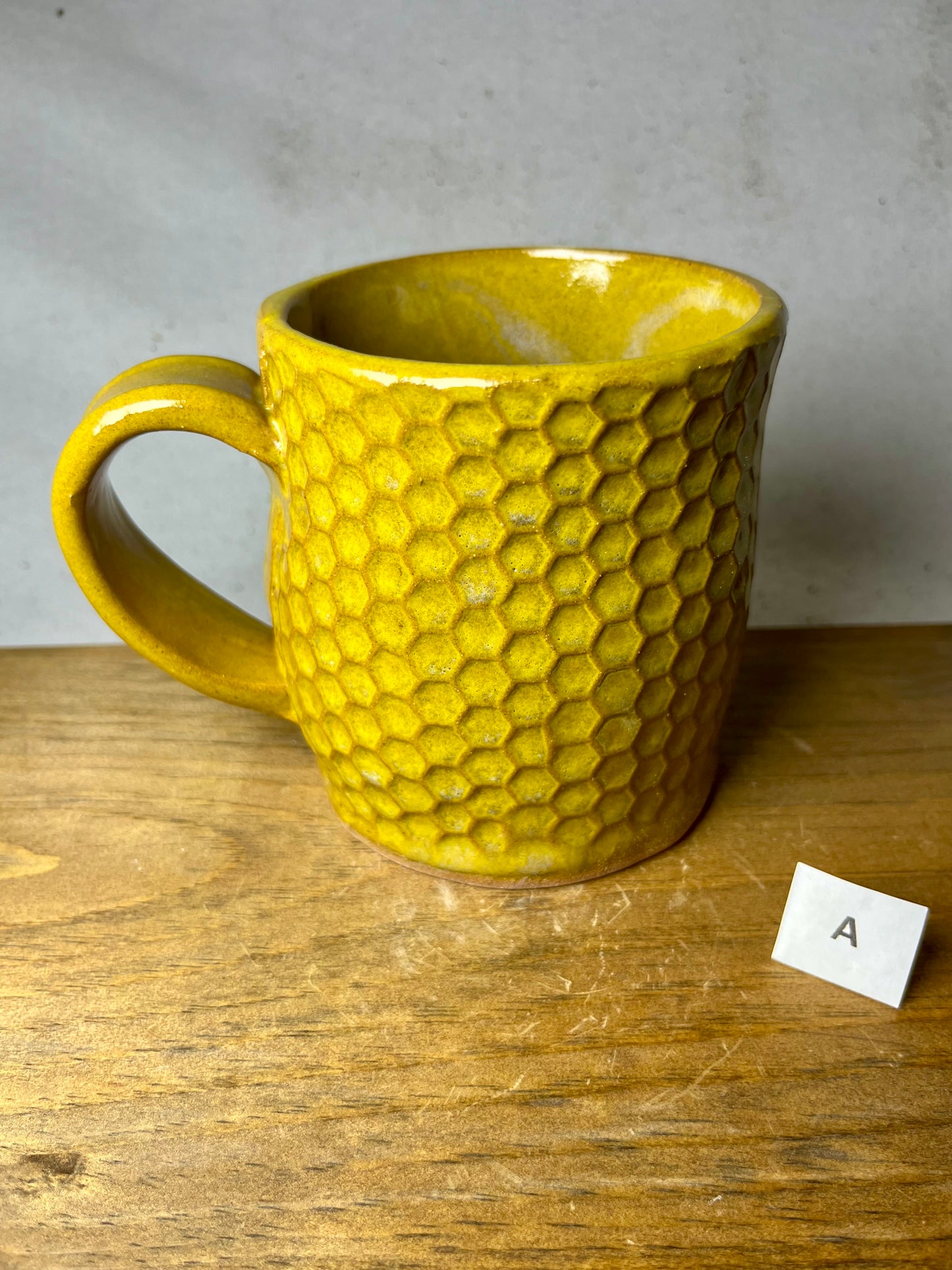 16 ounce bee honeycomb mug