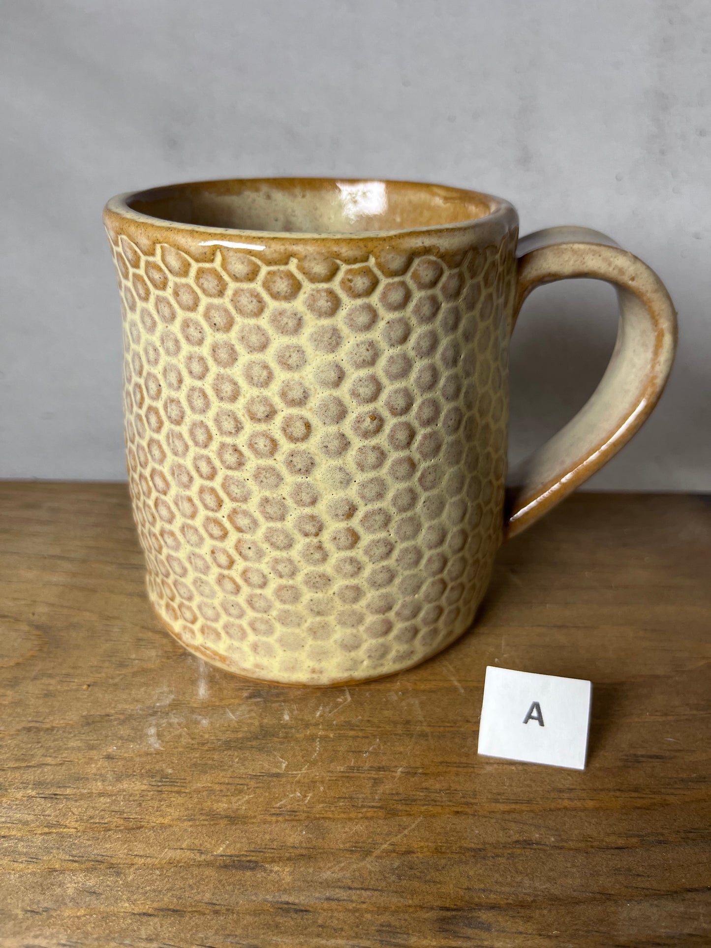 16 ounce bee honeycomb mug