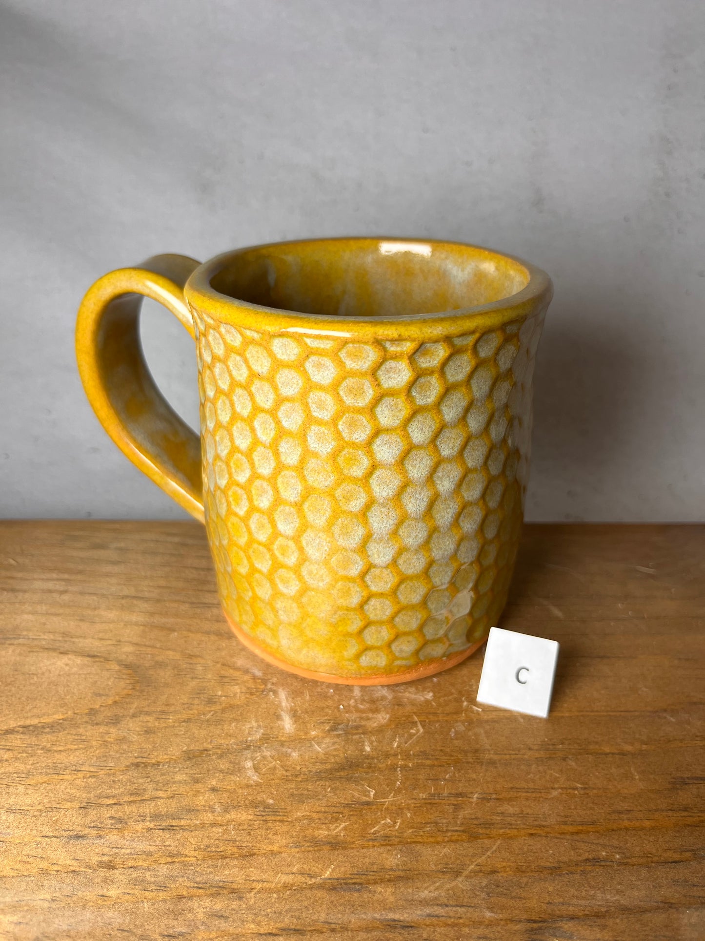 16 ounce bee honeycomb mug